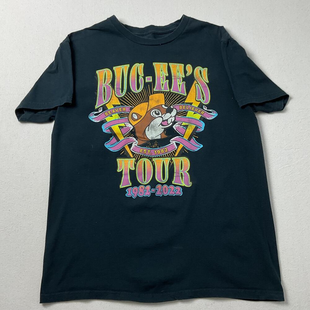 Vintage Buc-ees Tour 1982-2022 Black Medium Short Sleeve Classic T Shirt